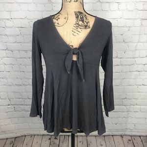 [American Eagle] ¾ Length Sleeve Tie Blouse